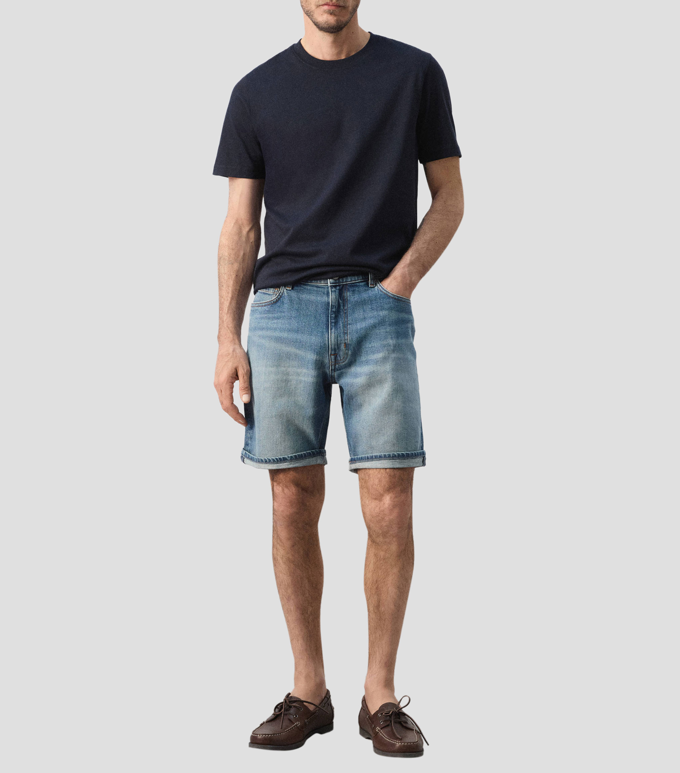 Bermuda en mezclilla deslavada Hombre